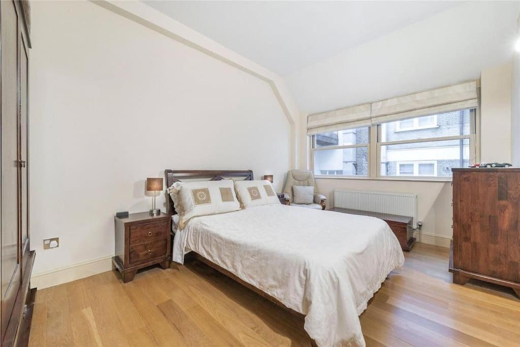 Luxurious Serviced Apt Next To The City Of And Tower Bridge Lejlighed *