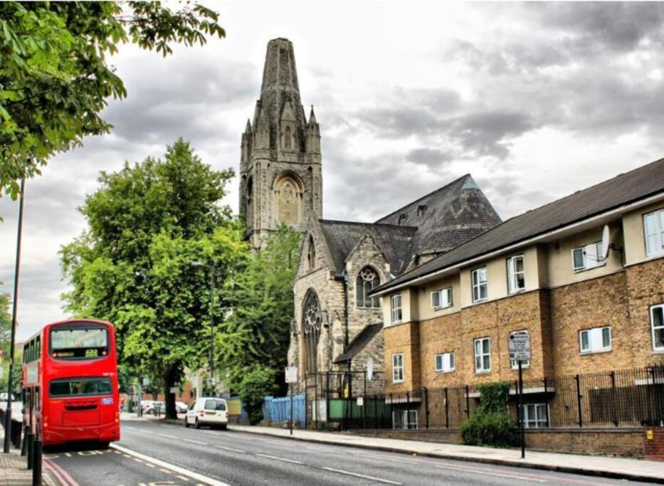 Appartement Charming With Kitchen & Laundry Near Tufnell Park Londen