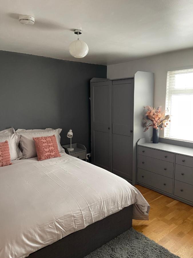 Modern In Trendy Dalston Londra