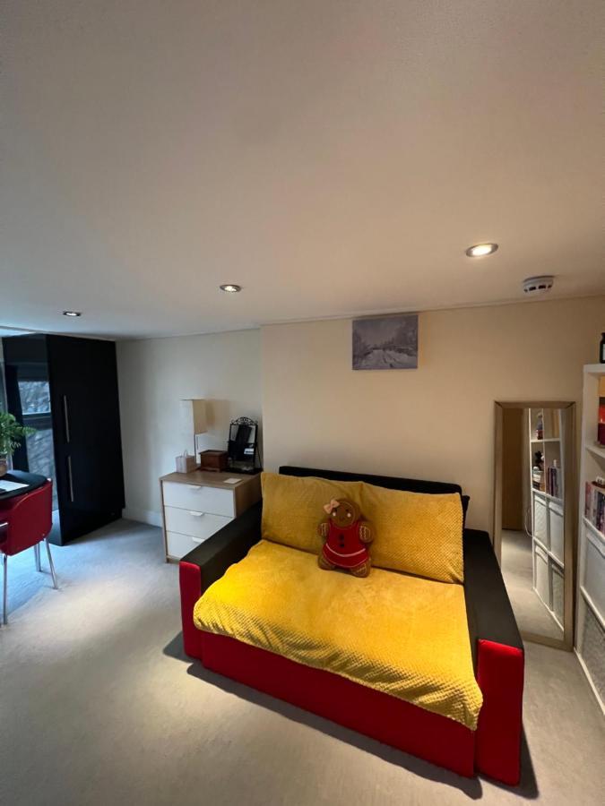 Comfy - Finchley Road Londres