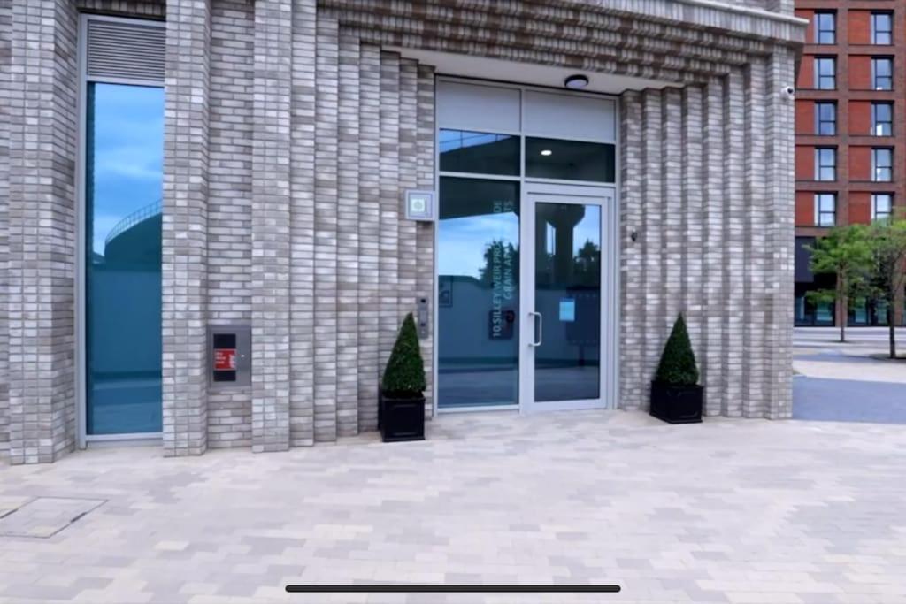 Apartment Luxury 1 Bedroom East