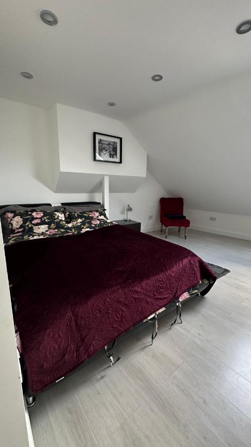 Stunning New 1 Bedroom *