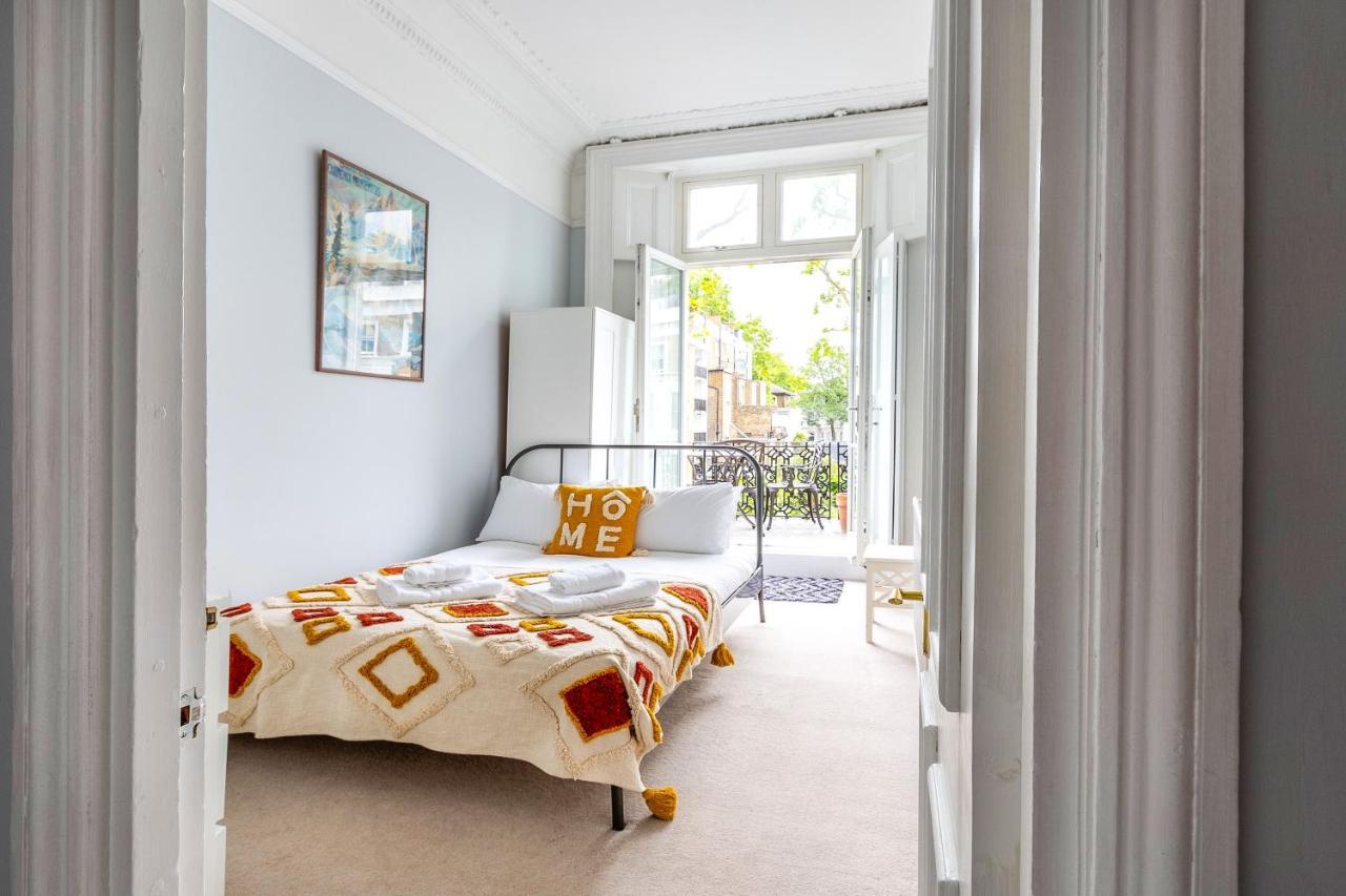 Bright 2 Bedroom Flat With Terrace In Notting Hill Londen