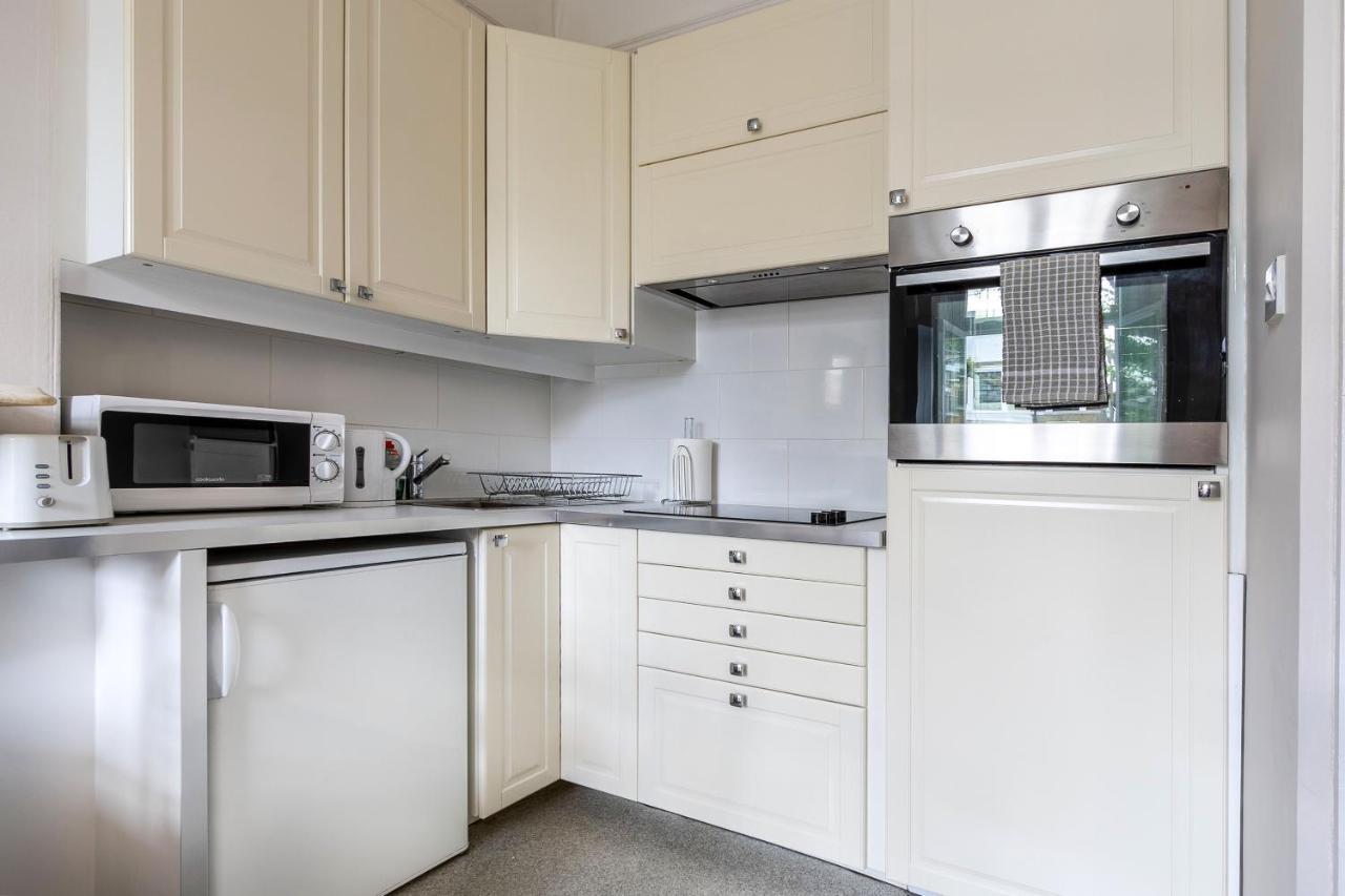 Bright 2 Bedroom Flat With Terrace In Notting Hill * Londen