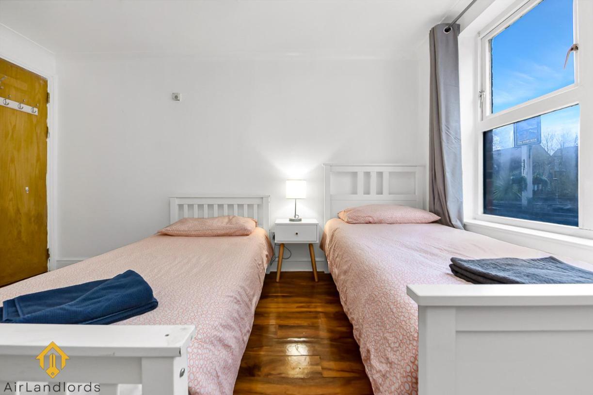 Apartment Charming River View 3 Bedroom In The Heart Of London