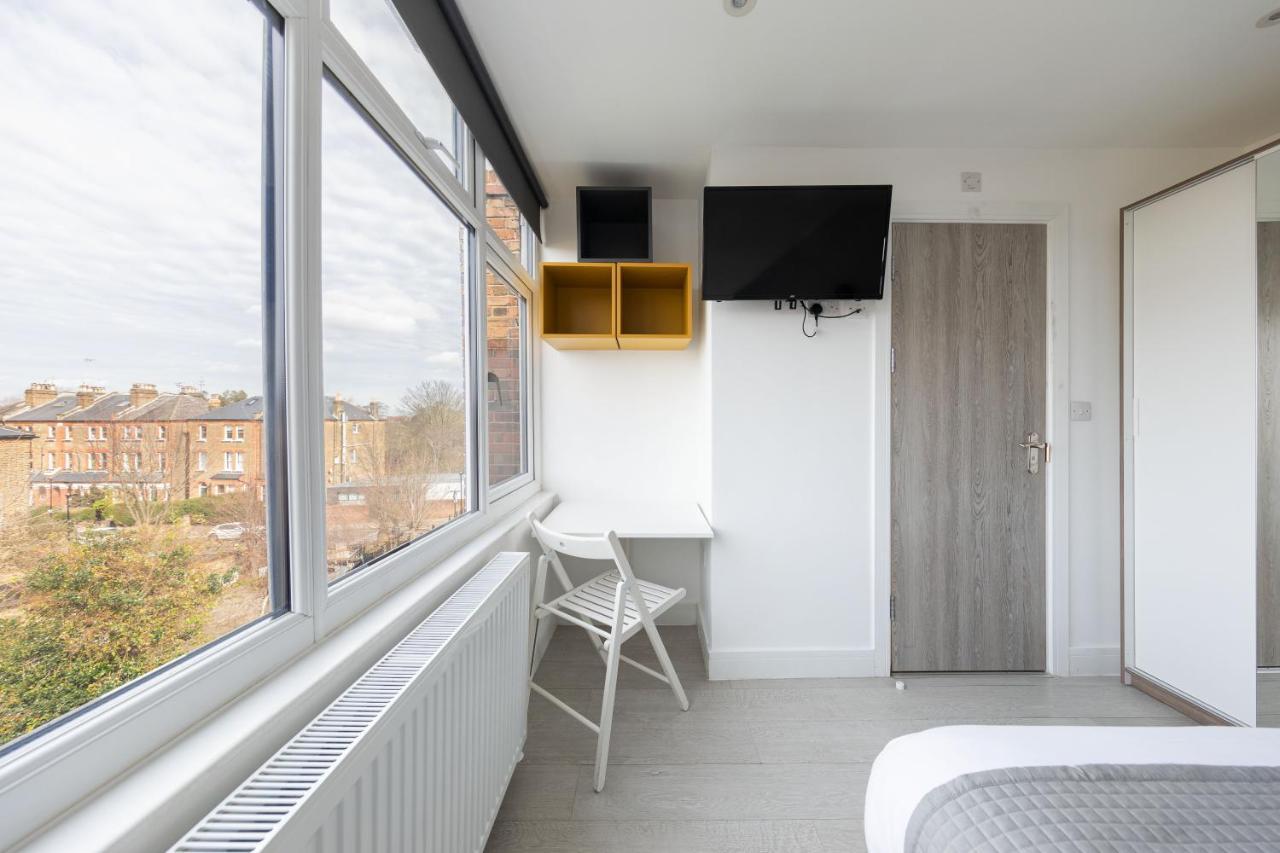 Lägenhet Cozy With Shared Kitchen And Laundry Area *