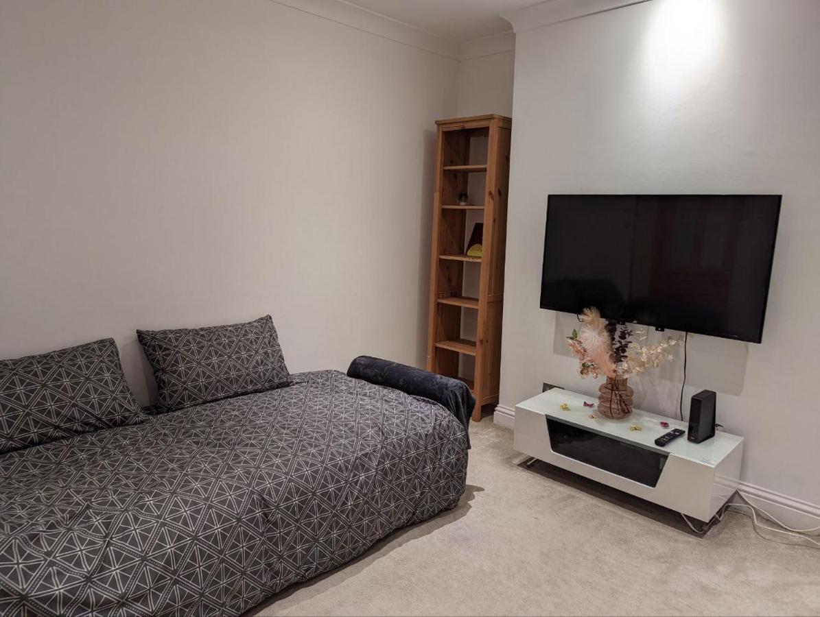Fully-equipped Flat In The Of London. Lejlighed *