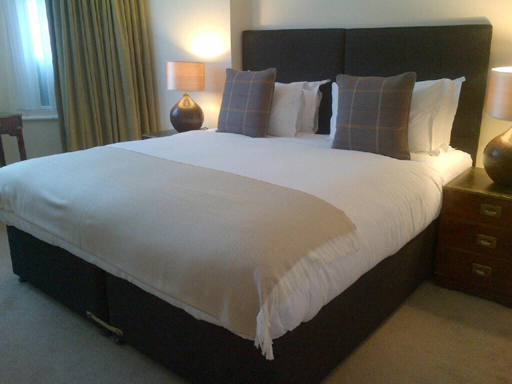 Bed & Breakfast Glenlyn & 3*