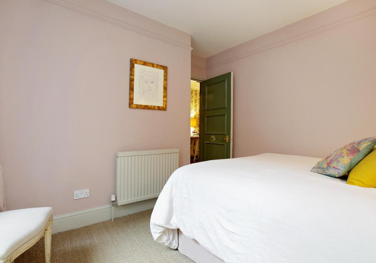2 Bed Garden In Notting Hill
