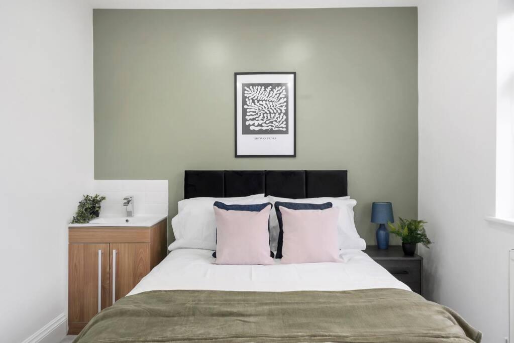 Feriehus 4 Bedroom House Free Off Street Parking Walking Distance To Kensal Rise Station *