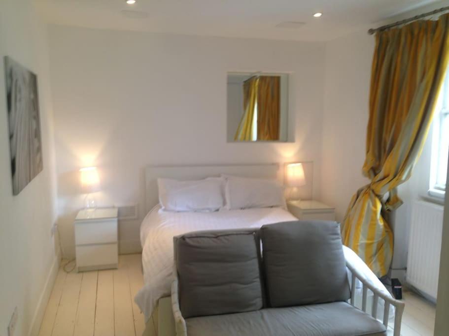 Earls Court Spacious Lejlighed