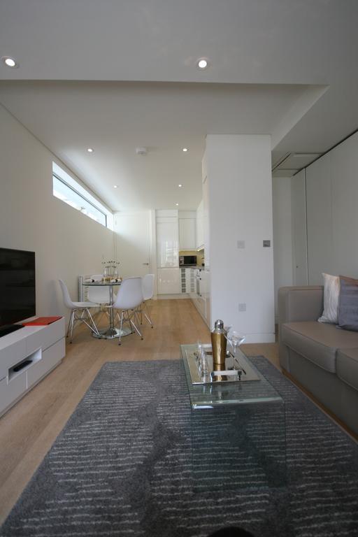 Smart Oxford Street Apartment London
