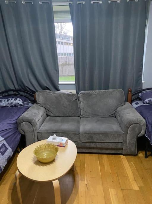 019- Premium Location Bayswater 2 * London