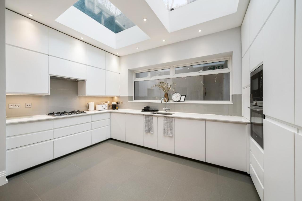 Vakantiehuis Modern 4 Bedroom Townhouse With Cinema In The Heart Of Se1 *