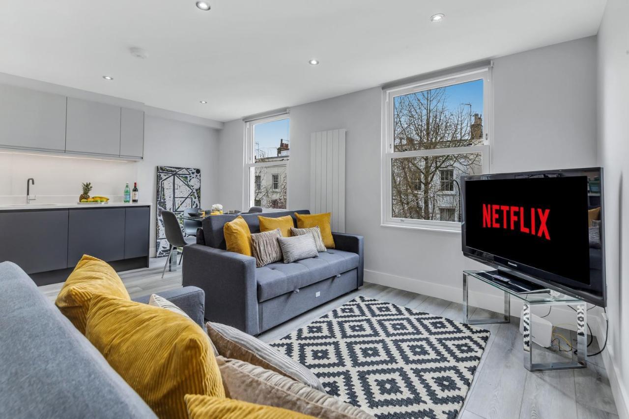 Private And Luxury In Central Leilighet