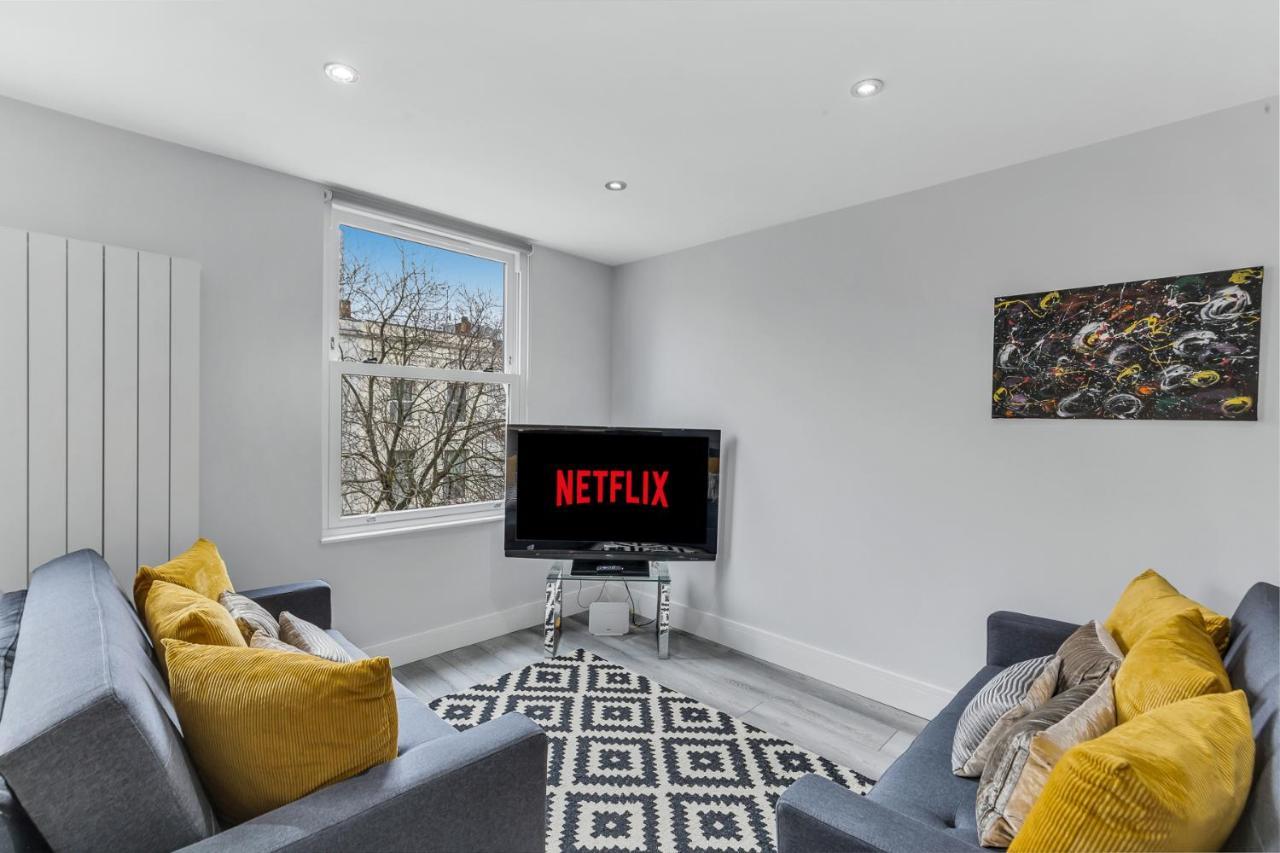 Private And Luxury In Central Leilighet