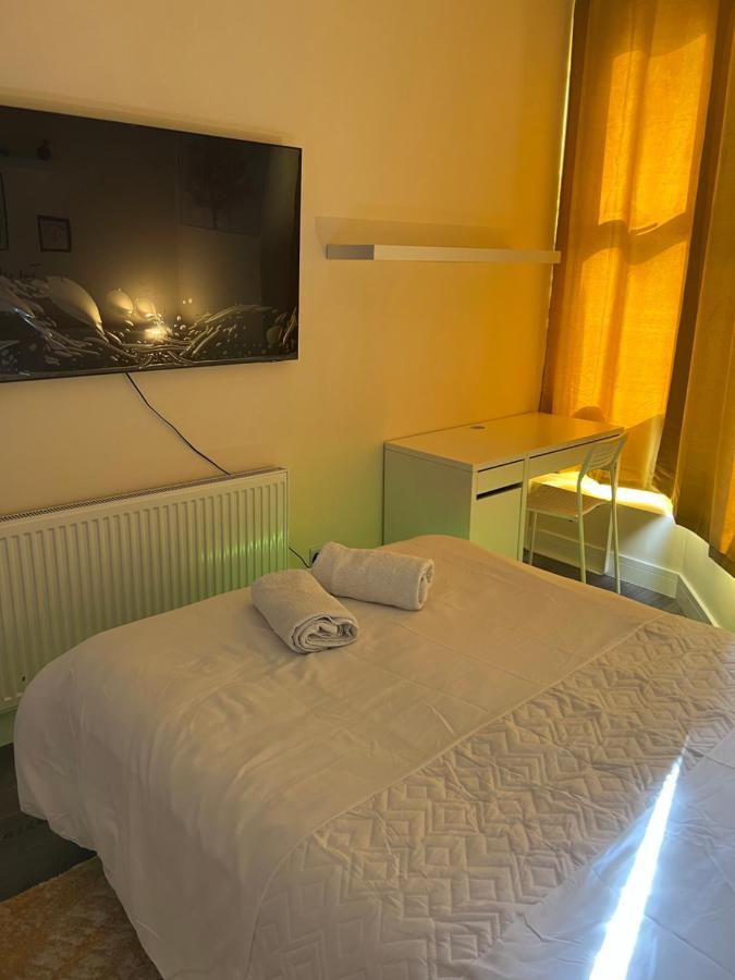 Small Cosy 2 Flat With 2 Double Beds Leilighet