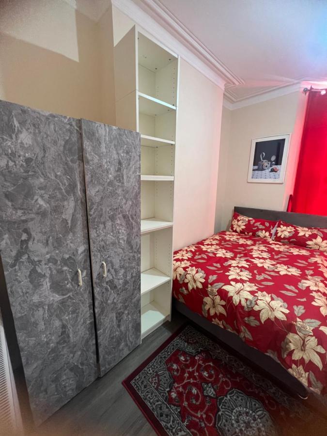 Small Cosy 2 Flat With 2 Double Beds Leilighet *