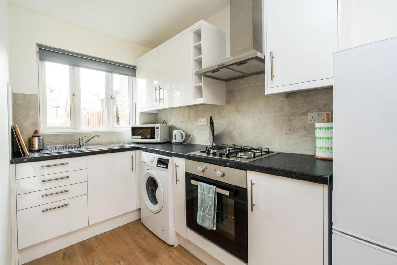 Sleek And Stylish 2bd With A Garden Anerley Holiday home London
