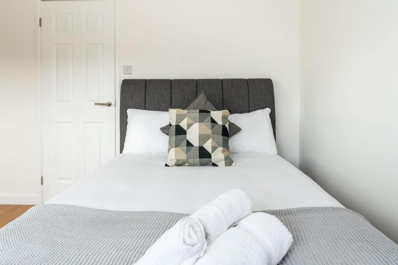 Sleek And Stylish 2bd With A Garden Anerley Holiday home London