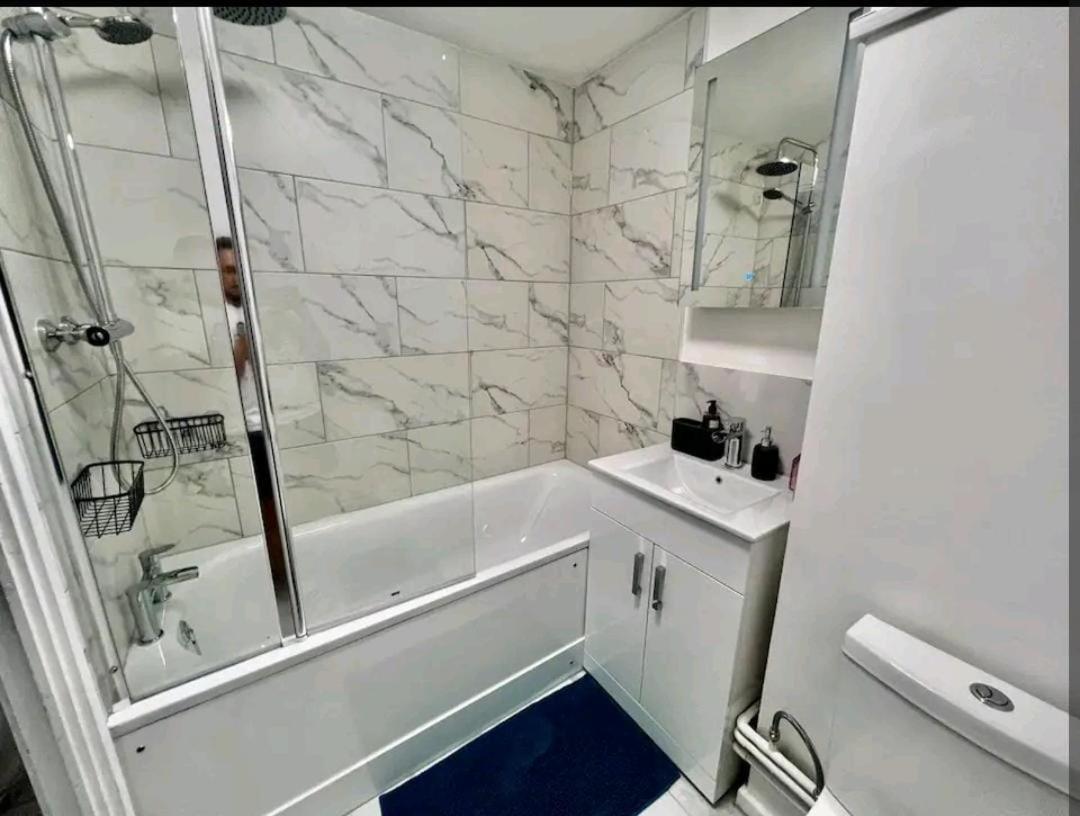 Lovely 2br In Bow, E3 Lägenhet *