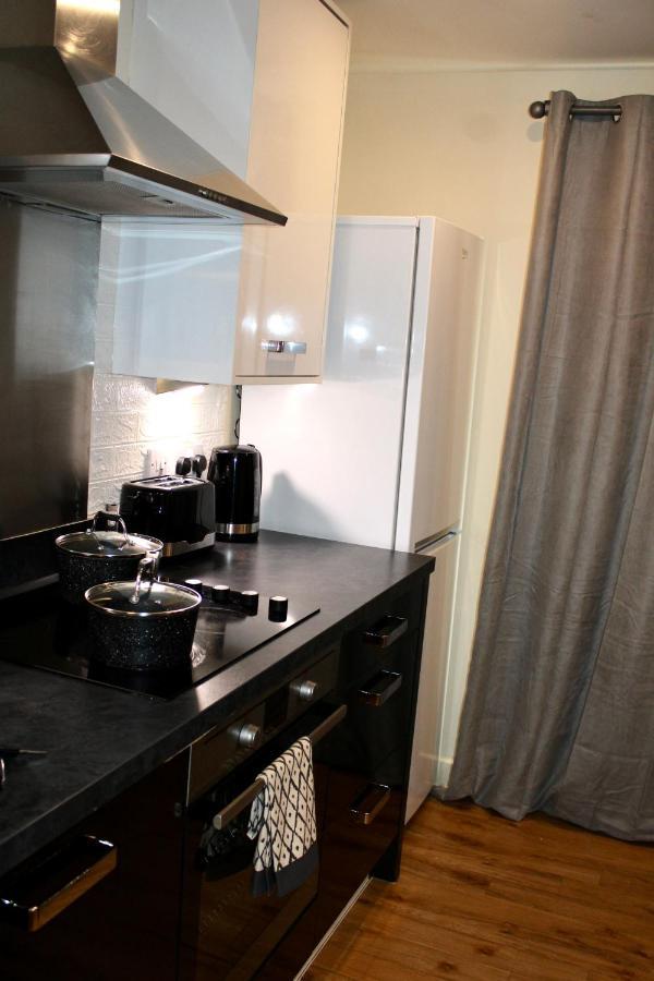Lägenhet Glamorous Two Bed Flat London
