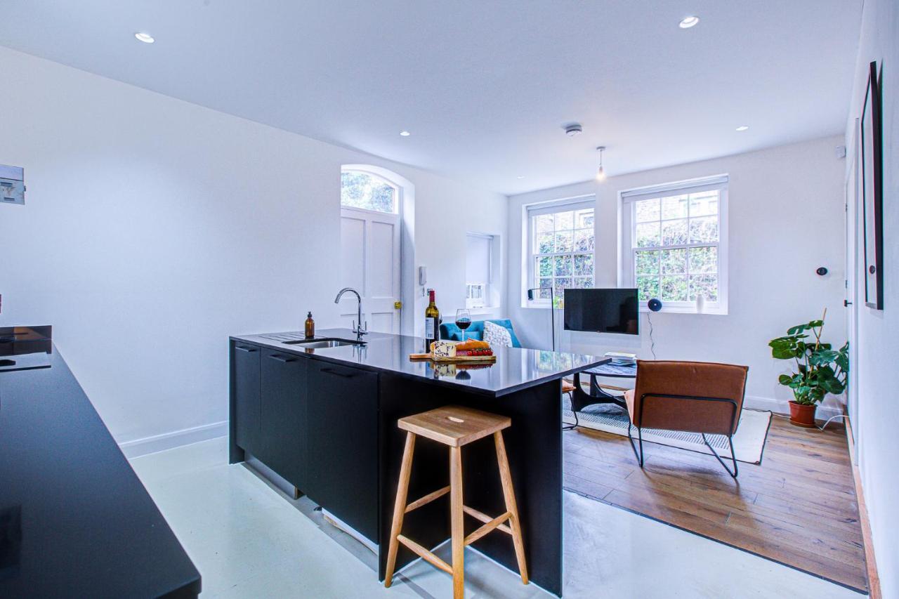 Appartement Charming 1br In A Gated Complex And A Short Walk From Queens Park Tube