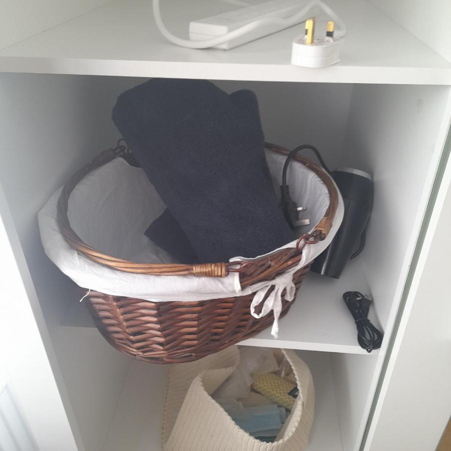 Double With Shared Bathroom In Private Self-contained Flat Will Share With One Other Person In Family House 2 Minutes Walk From Tufnell Park Tube Station 15 Minutes Walk From Camden Town