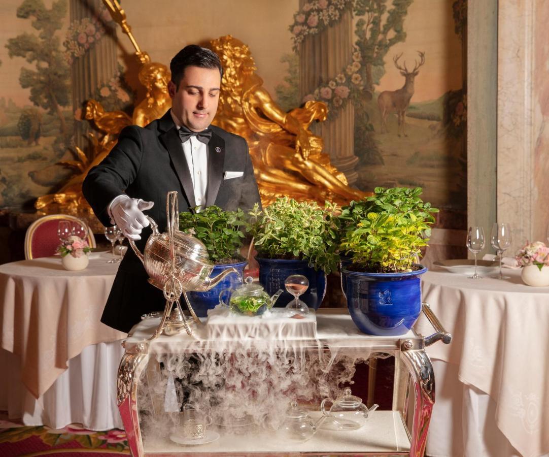 Hotel The Ritz