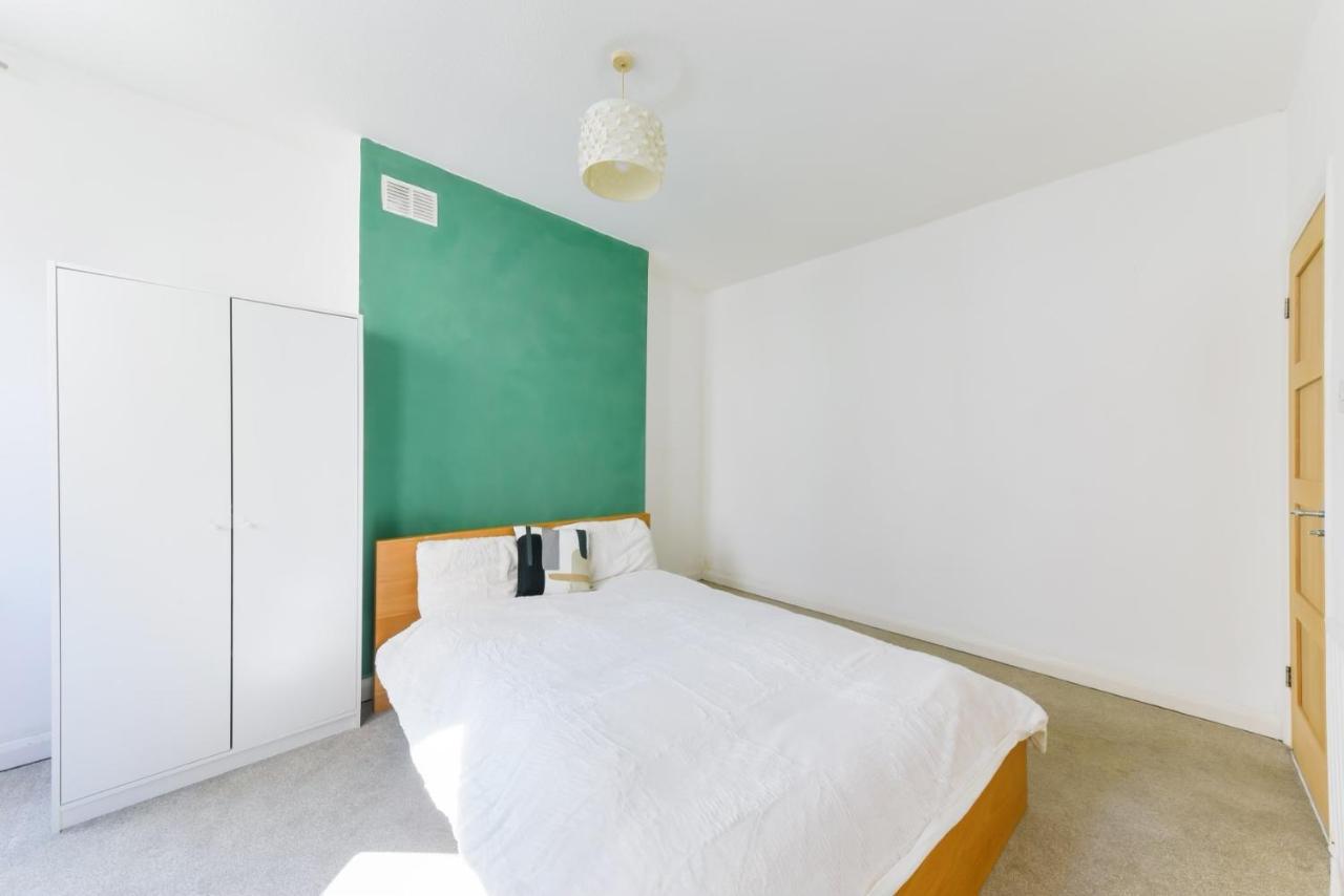 Cozy 1-bed In Brixton * Londen