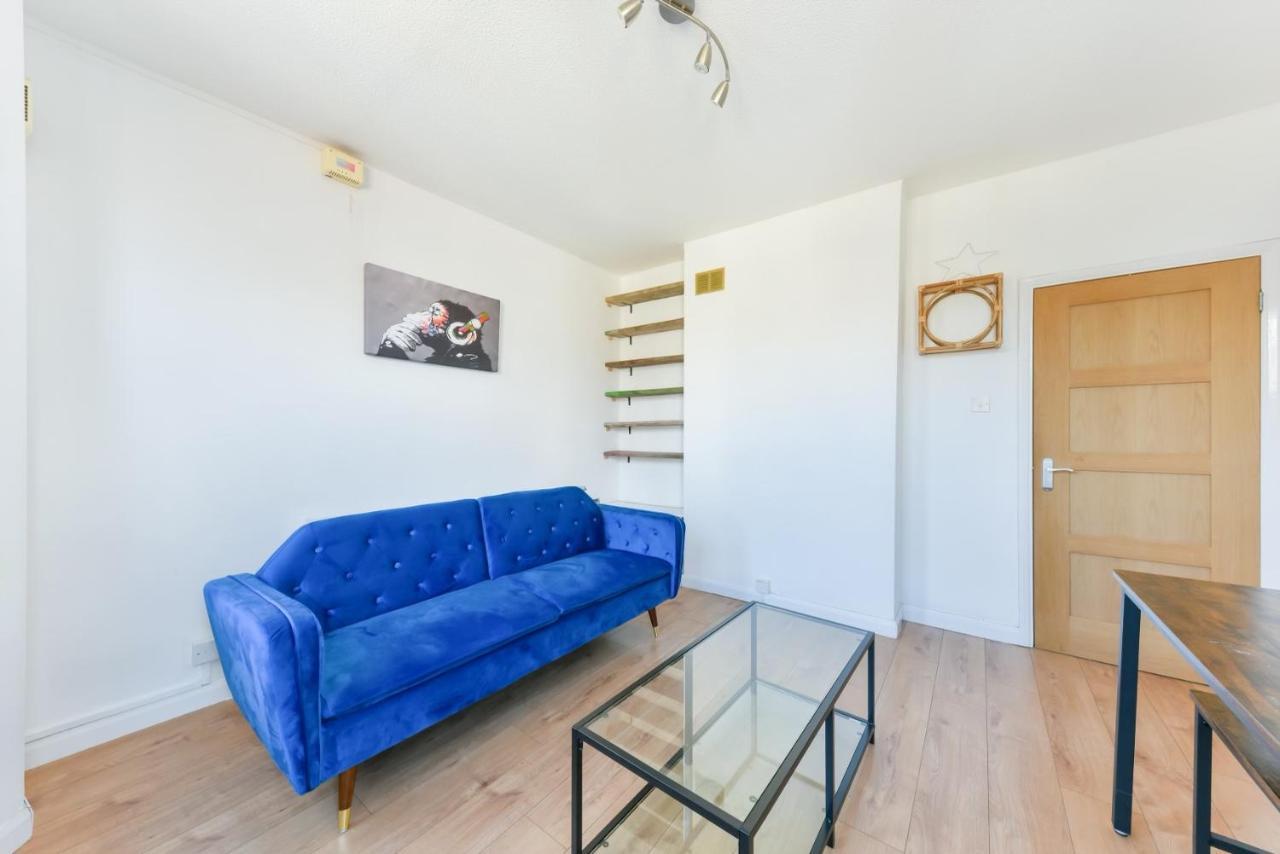 Cozy 1-bed In Brixton Londen