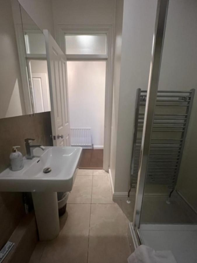 Peaceful 1 Bedroom Flat Near Highbury And Islington Londra