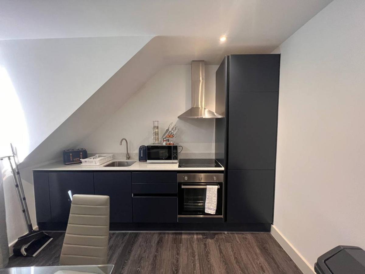 Leilighet Star Finchley Road 3-bed Haven London
