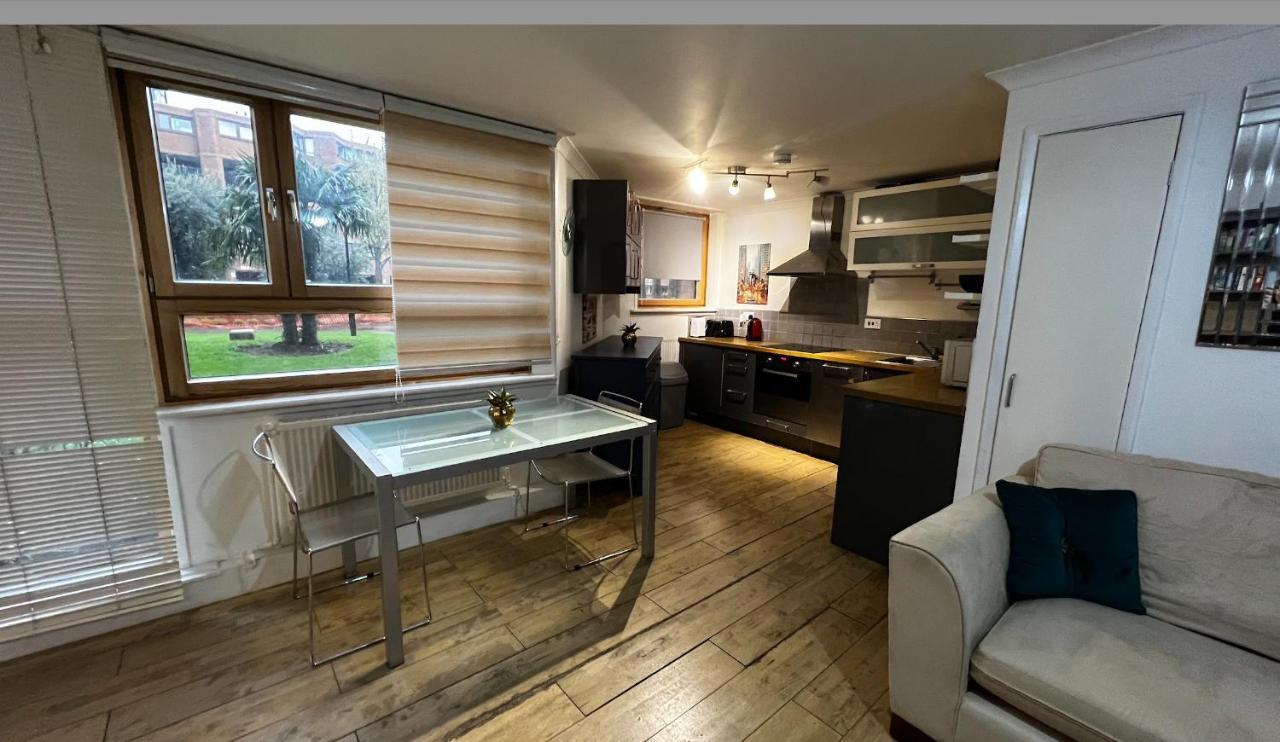 Apartment Apart *
