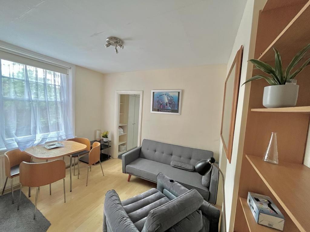 First Floor Lisson Street Lejlighed London