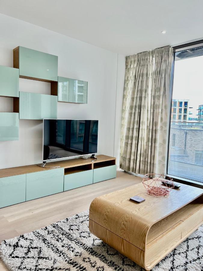 Luxury 2 Bedroom 2 Bathroom - City Airport Appartement