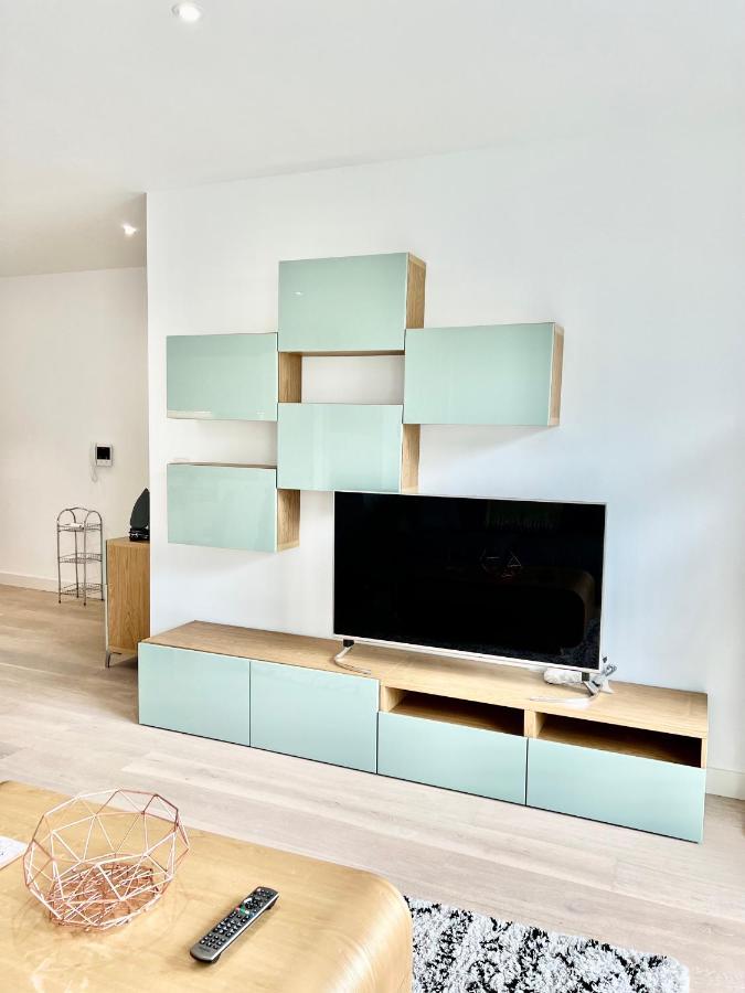 Appartement Luxury 2 Bedroom 2 Bathroom - City Airport Londen