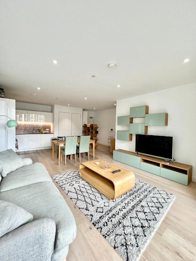 Appartement Luxury 2 Bedroom 2 Bathroom - City Airport