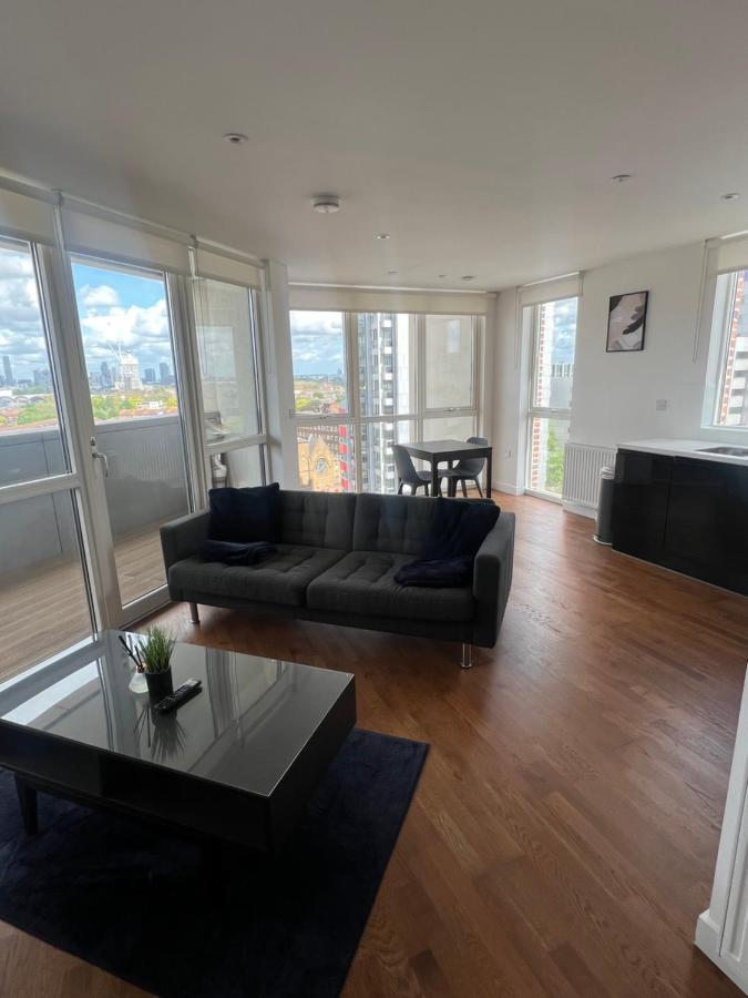 Lägenhet Two Bedroom London