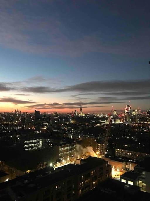 Riverview Amazing 2bed 2bath Apt Wparking Sleeps 6 Comfortably * Londra