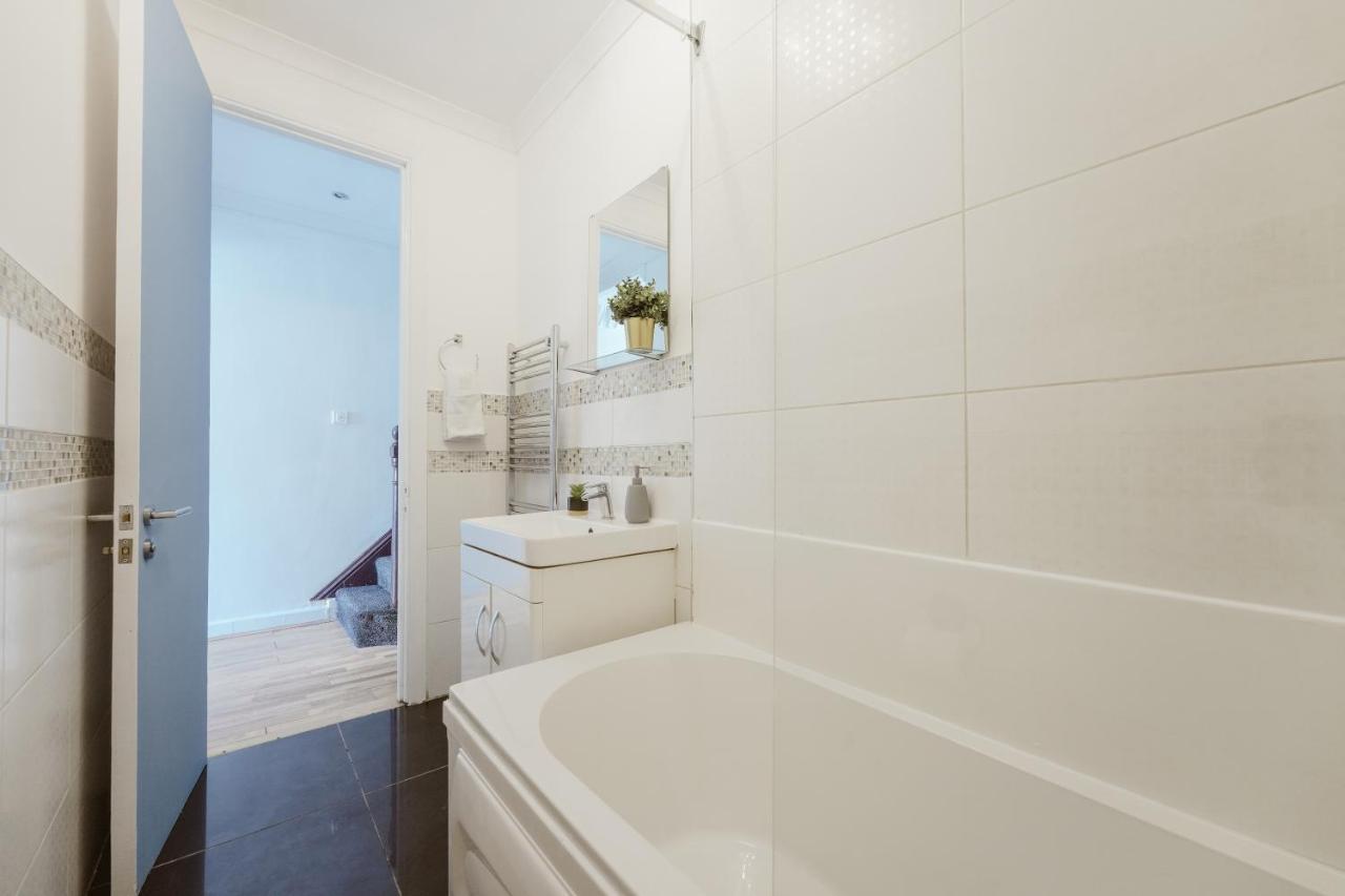 Great In Stepney Station - 12 Gasthof *