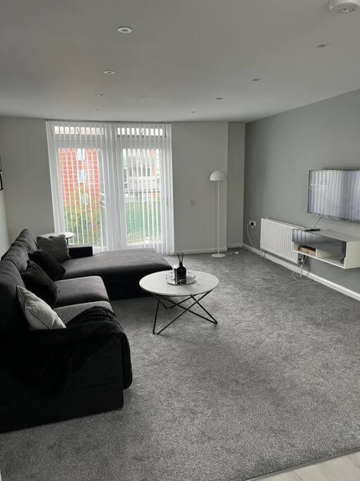 Lejlighed Spacious 1 Bedroom Unit In West London