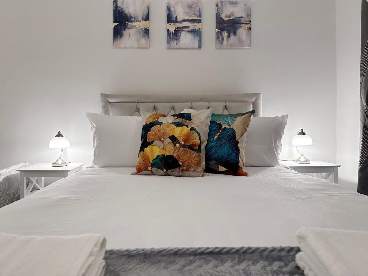 Appartement Zoey Place Near Thames River - 2 Double Beds, 1 Single Bed, Spacious, Ideal For Families Londres