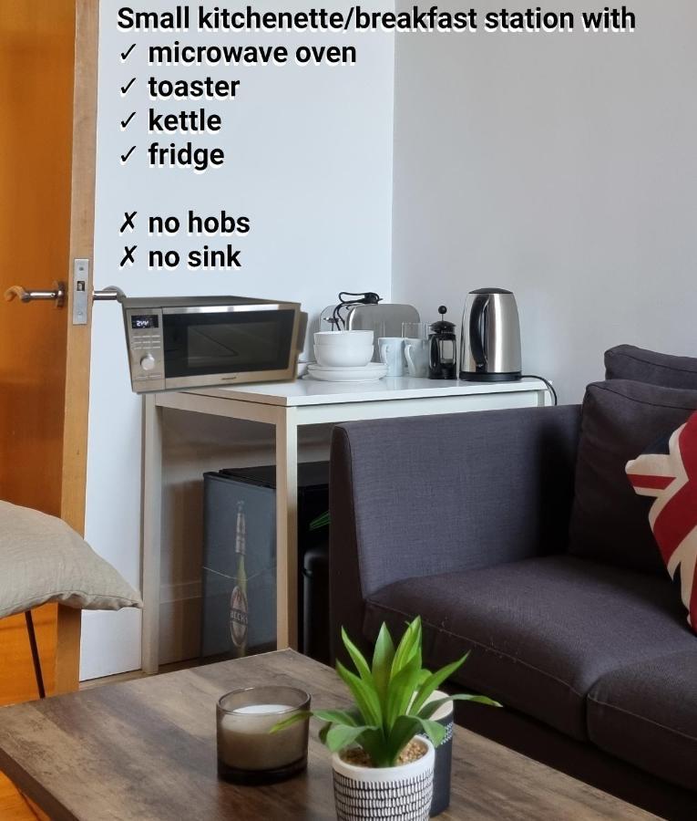 Spacious Studio In Old St London