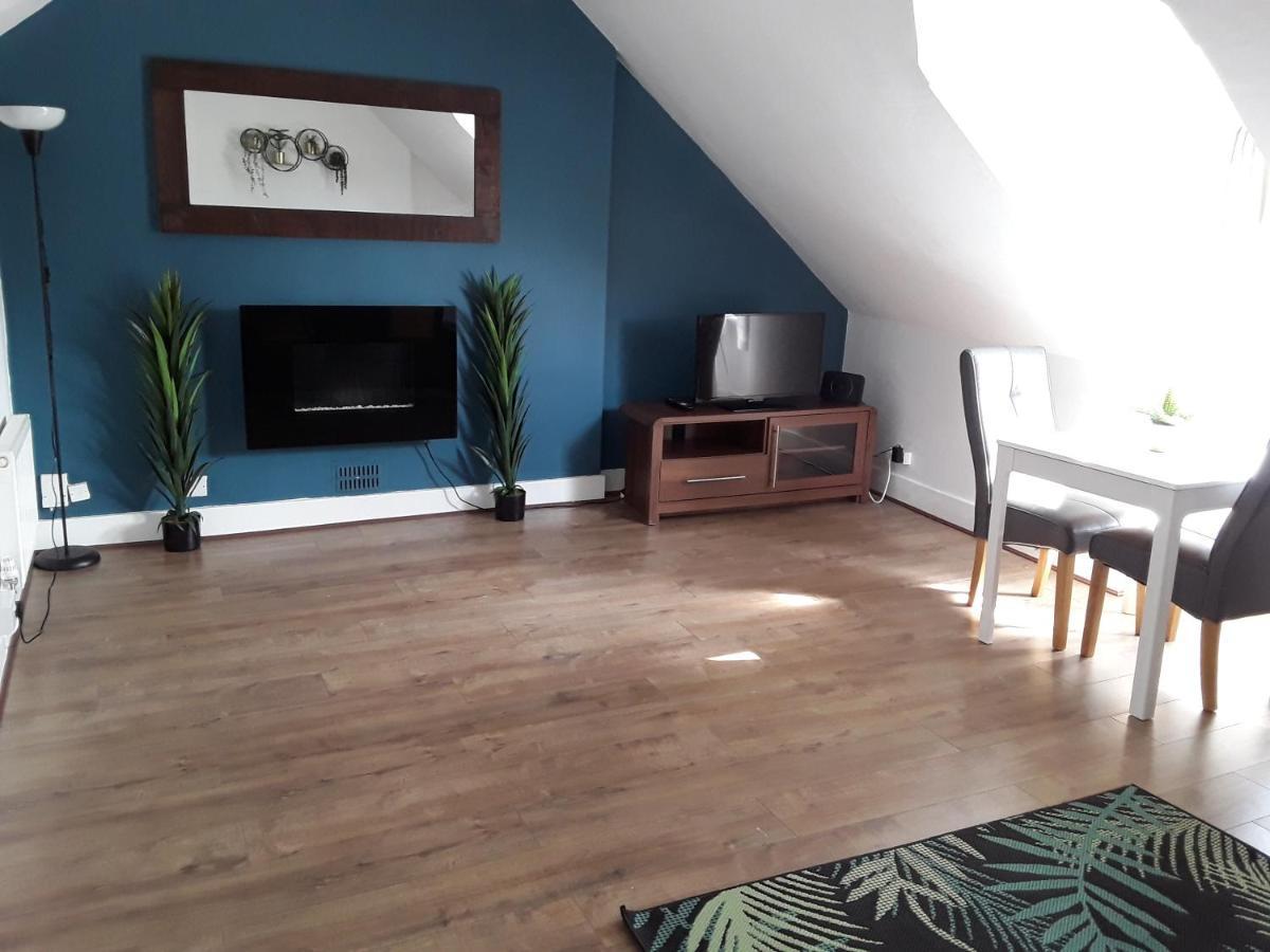 Stunning 1-bed In Lägenhet