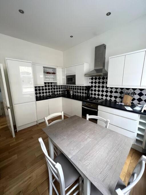 Appartement 1-bed Flat In Historic Camden