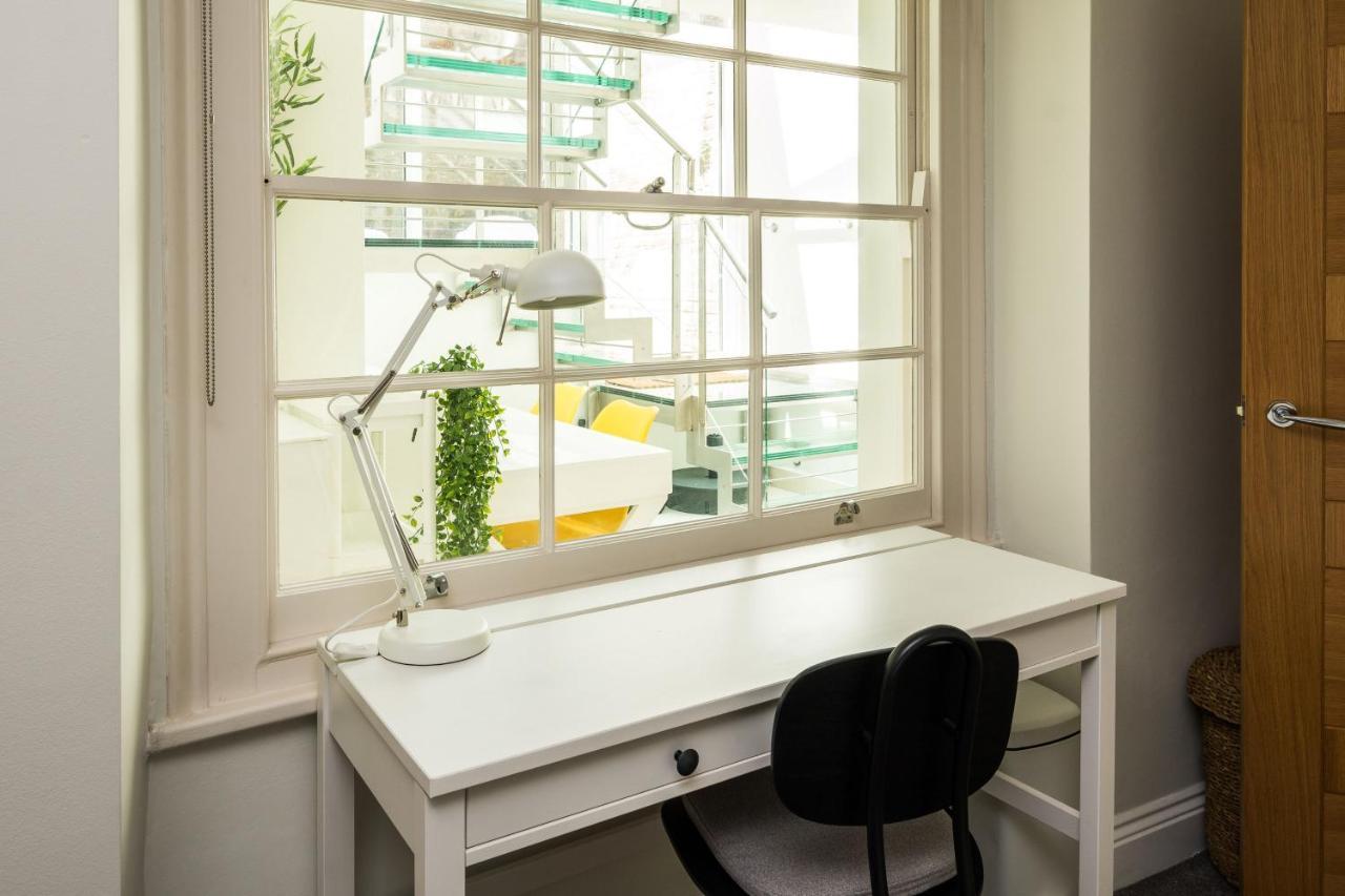 Appartement Elegant 2bd Duplex With Outdoor Patio/glass Canopy