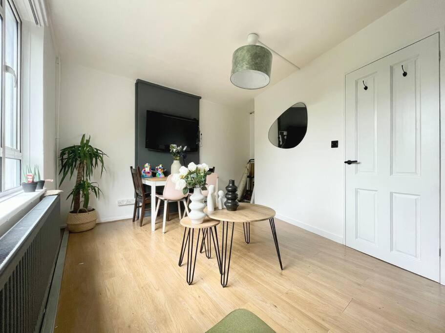 Lejlighed Stylish 2 Bedroom Flat In Angel Location *