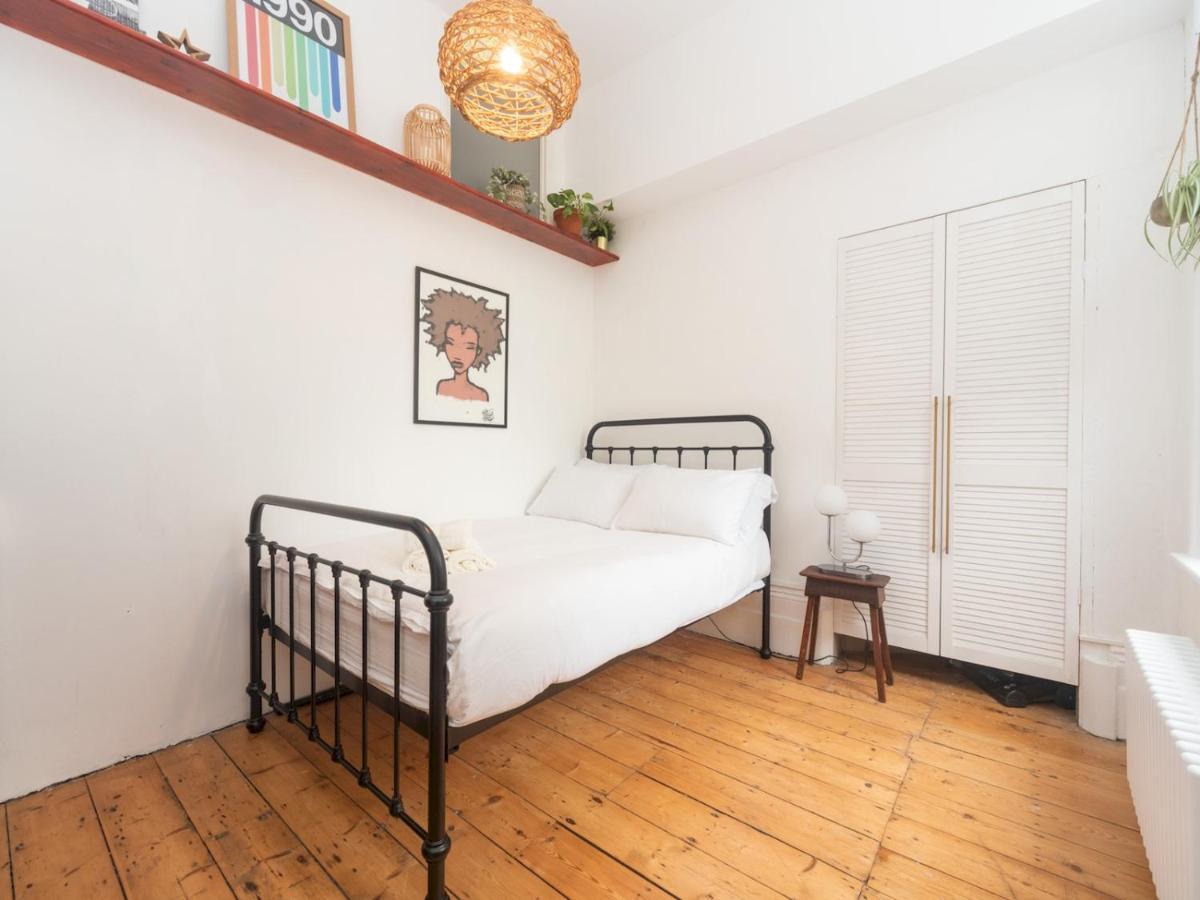 Appartement Pass The Keys Rustic And Quirky Flat In Charming Charlton Village Londen