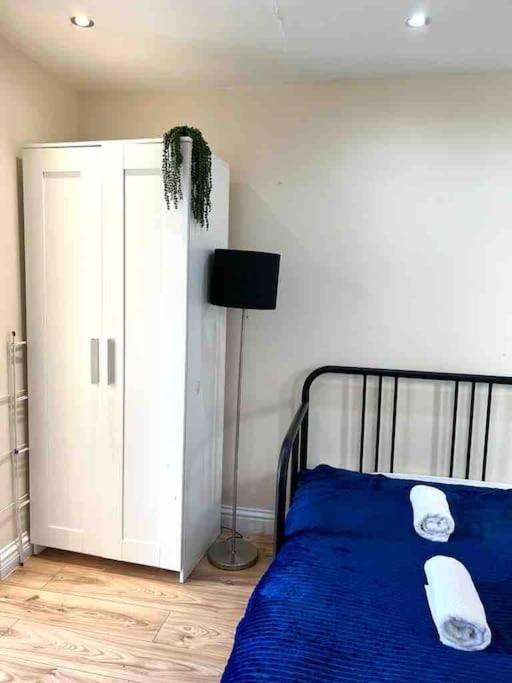 Beautiful One Bedroom Flat In Location Leilighet